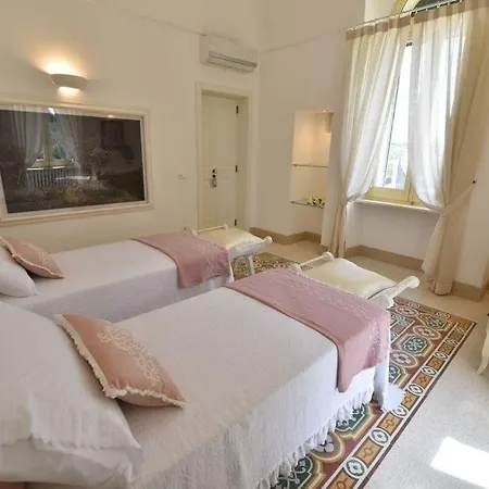 Favorita Luxury - Italia Puglia Trullo *